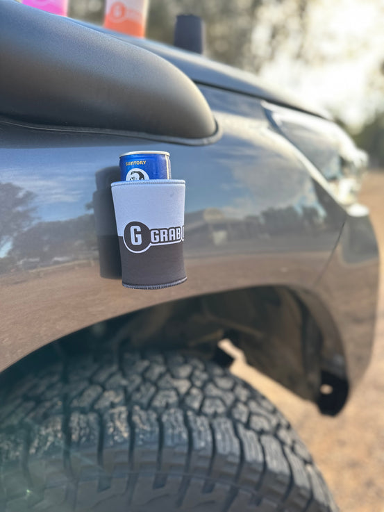 Magnetic stubby holder