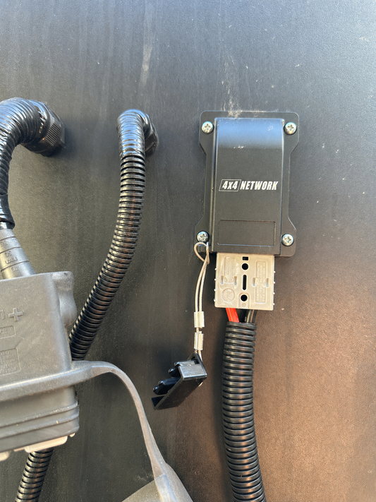 Single 50AMP Aluminium Anderson Cover Surface Mount 4x4 network