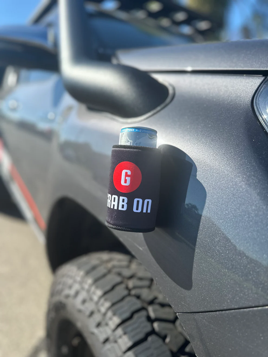 Magnetic stubby holder