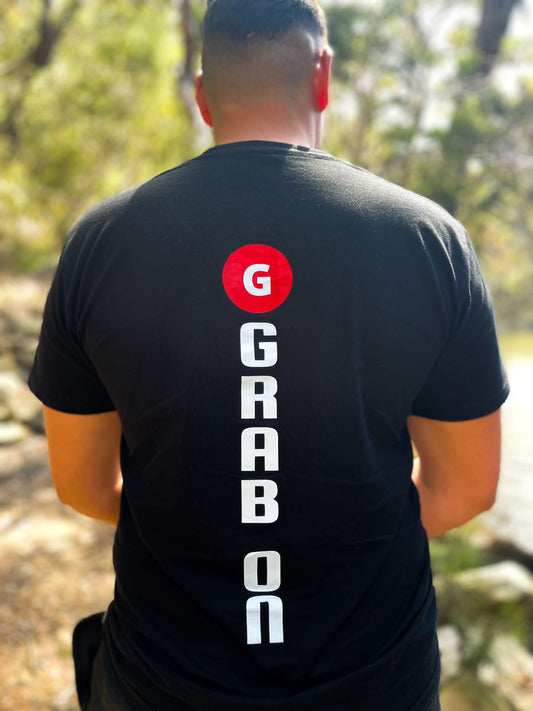 GRAB ON T-SHIRT